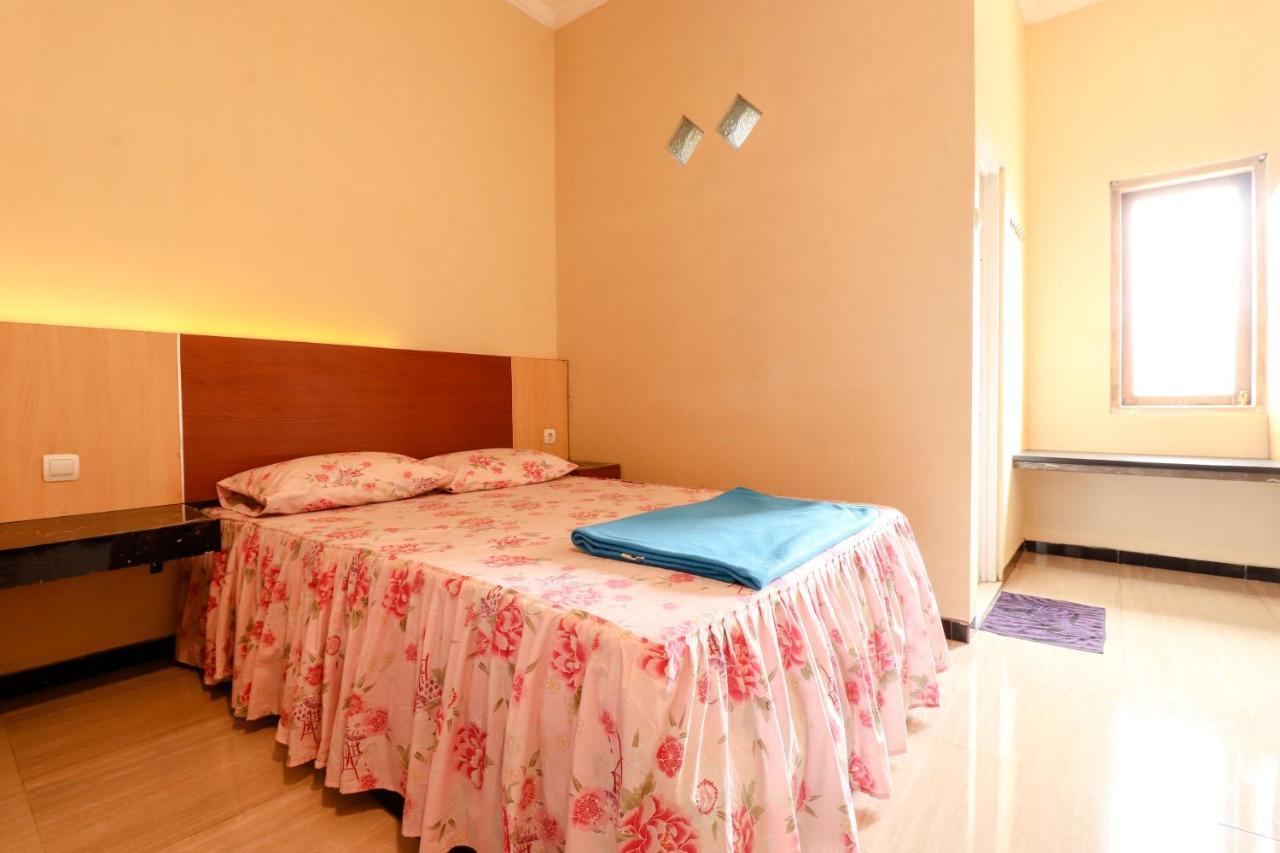 The Joglo Family Hotel Маґеланґ Екстер'єр фото